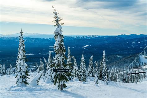 Mt Shasta Ski Park Ca Usa