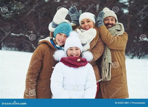 Familia Al Aire Libre Imagen De Archivo Imagen De Padre