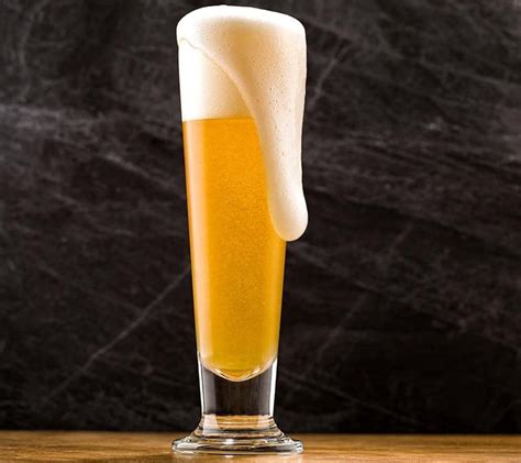 A Complete Guide To The Best Pilsner Glasses Beertannica