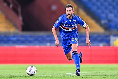 Sampdoria Bartosz Bereszy Ski Si Avvicina Al Rientro Leonardo