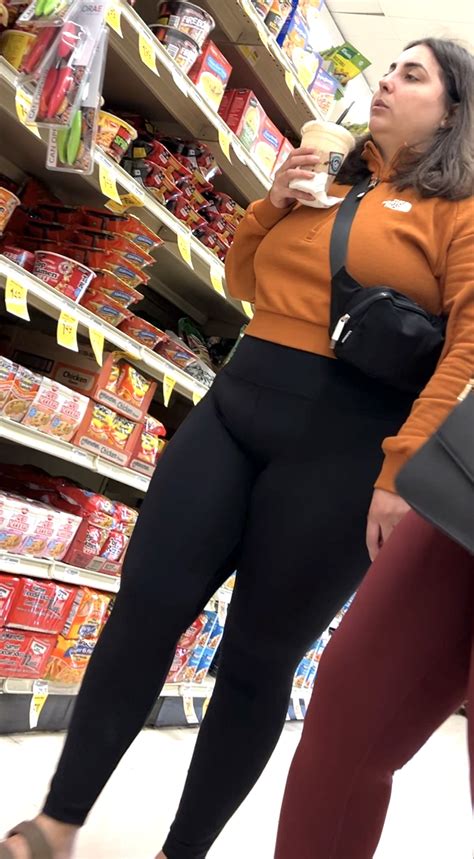 Two Very Thick Latina Booty In Yoga Jiggle Video Spandex Leggings Yoga Pants Forum