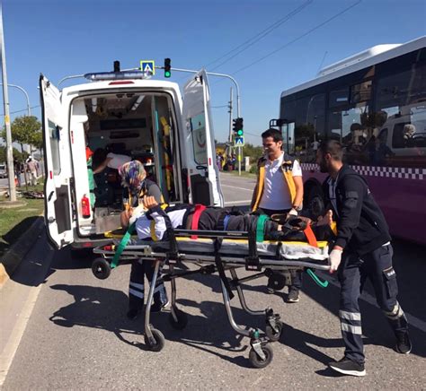 Sakarya da Elektrikli Bisiklet ile Motosiklet Çarpıştı 2 Yaralı Son