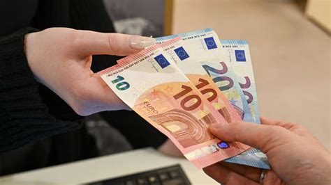 EU kündigt strenge Bargeld Maßnahme an Was Verbraucher wissen müssen