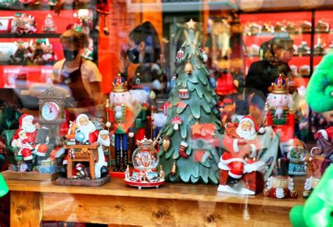 L Atmosfera Del Natale Arriva A Milano Apre Un Temporary Store