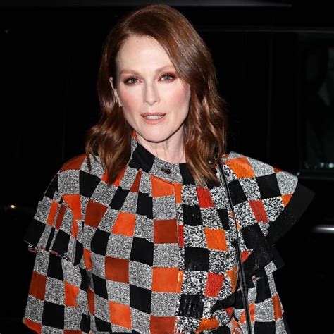Julianne Moore Wiki Age Body Measurements Photos — Myinstagirls