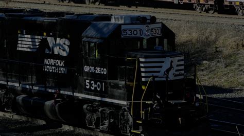 Video Norfolk Southern Ceo Faces Senate Over Ohio Train Derailment