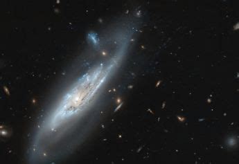 NASA Telescopio Hubble Captura Sorprendente Galaxia Fantasma FOTO