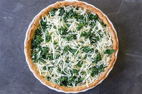 The Classic Spinach Quiche Recipe - Momsdish