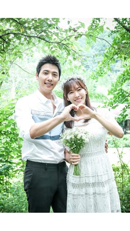 Kim So Yeon And Lee Sang Woo Revealed To Be Dating 8days