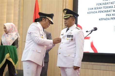 Masa Jabatan Arief Wismansyah Sachrudin Berakhir Nurdin Resmi Dilantik