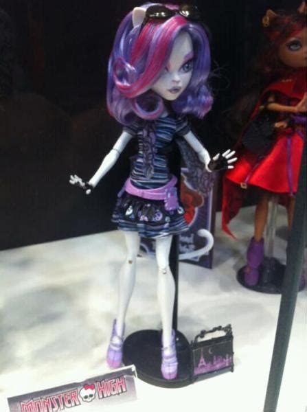 Monster High Insider NEW RELEASE DATES LEAKED Katerine DeMew WalMart