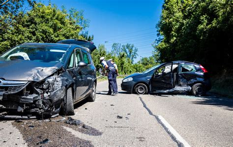 Unfall In Waiblingen F Nf Verletzte Euro Schaden