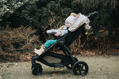 Britax B-Motion 4 Plus - uniwersalny wózek za nieduże pieniądze - Mamy ...