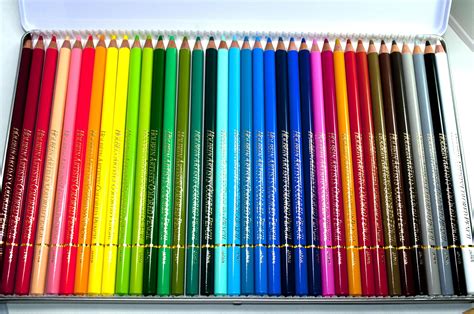 Holbein Artist Colored Pencil — The Art Gear Guide