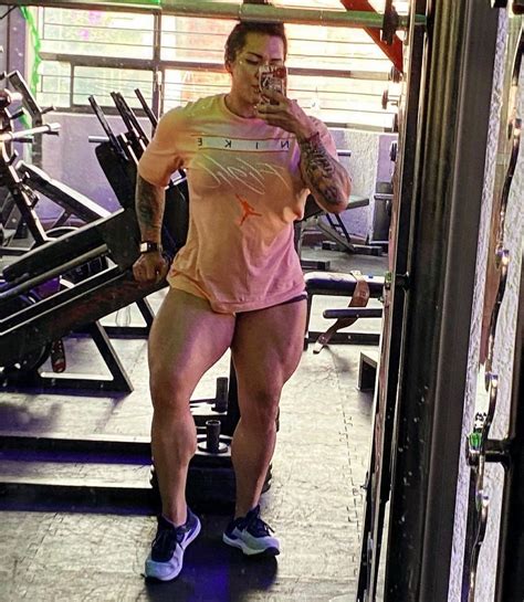 Monserratbustos Ifbbpro HD Porn Pics