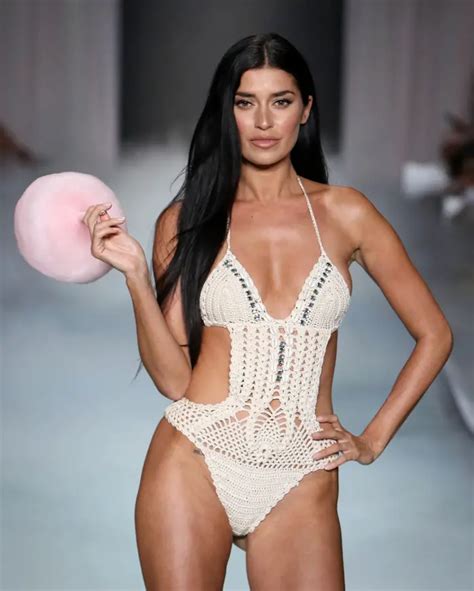 Beach Bunny 2018 See Now Swim Now Miami Swim Week Fashion Week