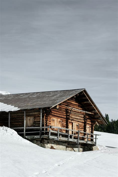 Log Cabin Pictures Hq Download Free Images On Unsplash