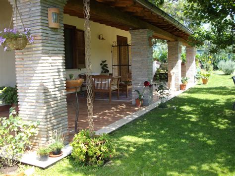 Portico Country Verandah Rome By Giuseppe Ventrice Houzz Au