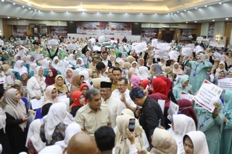 2000 Emak Emak Majelis Taklim Kota Bandung Dan Cimahi Dukung Prabowo