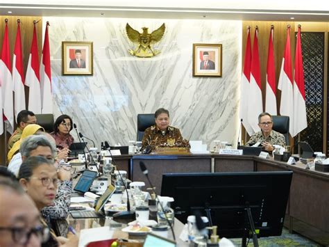 Airlangga Realisasi Penyaluran Kur Capai Rp Triliun Per Juni