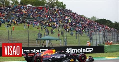 Visão Campeão Max Verstappen conquista primeira pole do ano na