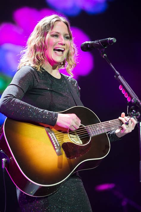 JENNIFER NETTLES Performs at Country Music Festival in London 03/10 ...