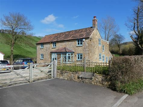 Washingpool Cottage © Roger Cornfoot Geograph Britain And Ireland