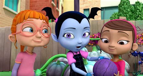 Vampirina, Disney Junior,Vampirina Hauntley, Vee, Oxana Hauntley, Boris ...