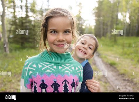 Retrato De Su Hermana Fotograf As E Im Genes De Alta Resoluci N Alamy