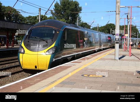 Avanti West Coast class 390 pendolino electric train arriving at ...