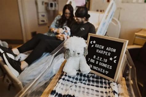 Bryce Harper, wife Kayla announce birth of son Krew Aron