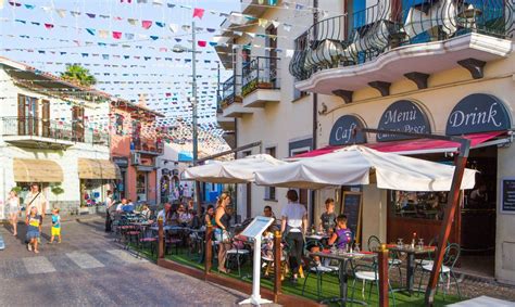 Pula In Southern Sardinia Small Colourful And Full Of Life Discover