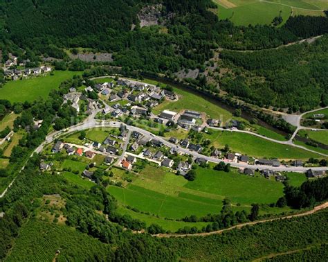 Raumland Von Oben Dorf Ansicht Am Rande Waldgebieten In Raumland Im