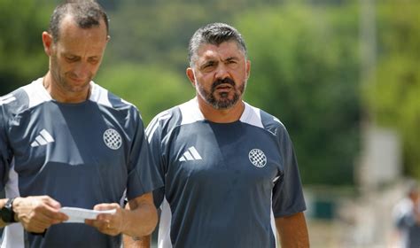 Slobodna Dalmacija Hajduk Objavio Video Navija I Odu Evljeni