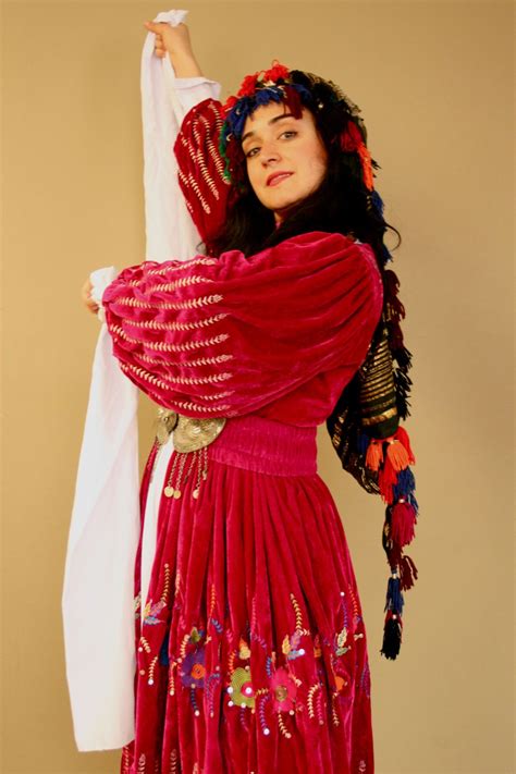 dance steps: Kurdish Dance History ,state,music,images : dance steps ...