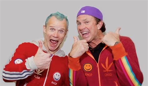 STADIUM ARCADIUM RHCP Fansite Flea And Chad Smith During The Red Hot Chili