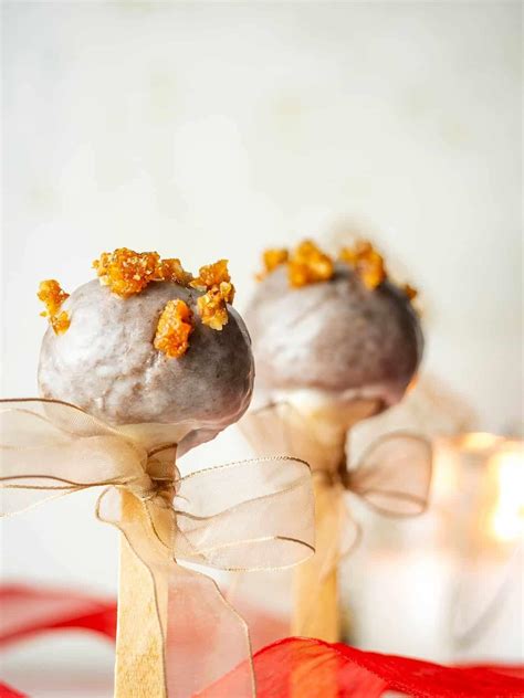 Best Christmas Cake Pops For The Holidays Insanely Good