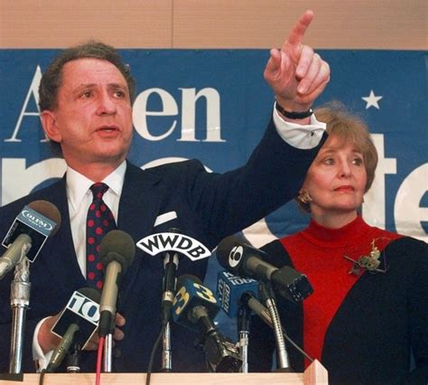 Moderate Republican Former Senator Arlen Specter Dies