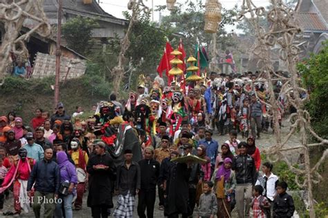 Ritual Sungkem Tlompak Solopos Panduan Informasi Dan Inspirasi