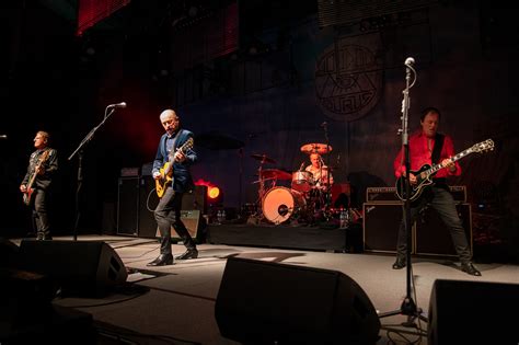 Hoodoo Gurus Live At Riverstage