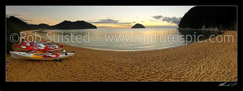 Abel Tasman Sunrise At Onetahuti Beach With Tonga Island And Reef