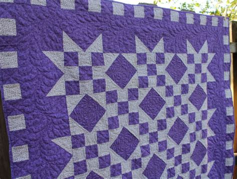 Quilted Delights: Purple Quilt Finished