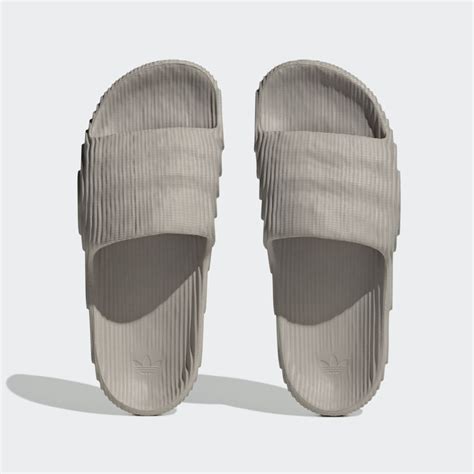 Adilette Slides