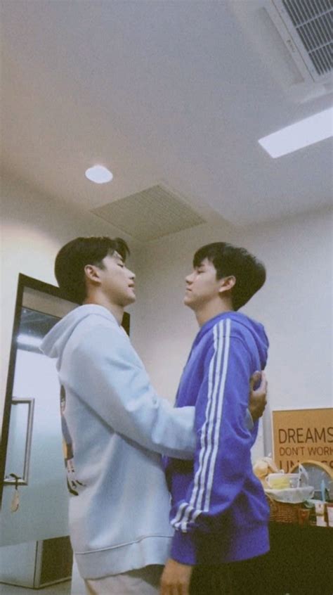 Pin By B Rbara Cachoeira On Bl Gmmtv Actors Cute Gay Couples Cute Gay