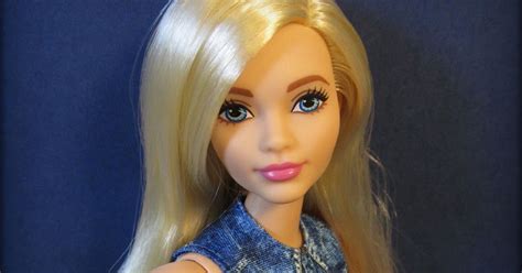 Doll Review Barbie Fashionistas Curvy Chambray Chic