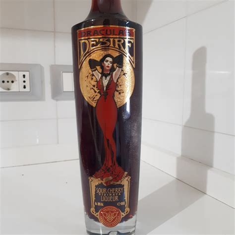 Legendary Dracula Dracula S Desire Cherry Liqueur Reviews Abillion