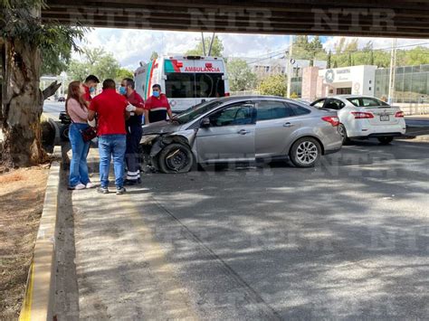 Se Impacta Veh Culo Contra Rbol En El Bulevar Ntr Zacatecas