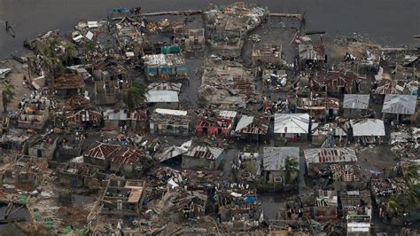 El Huracán Matthew Golpea Haití Con Más De 800 Muertos