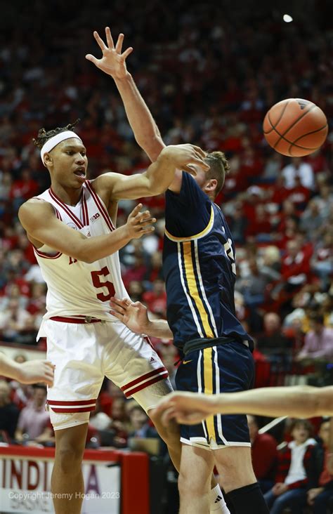Indiana University men’s basketball team beats Army 72-64 Sunday - The ...