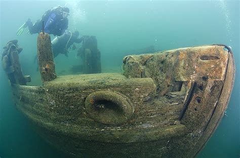 SCUBA Diving - Shipwreck Tours